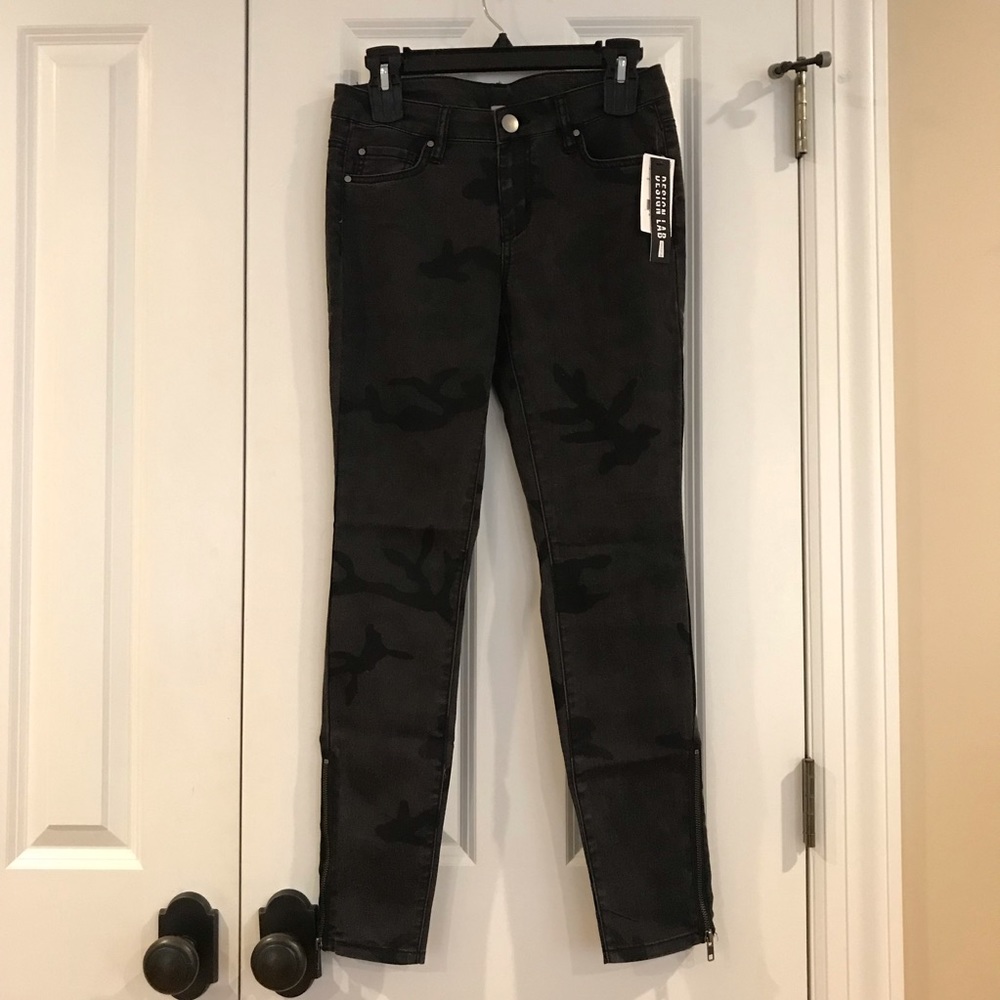Design Lab Camo Jeans